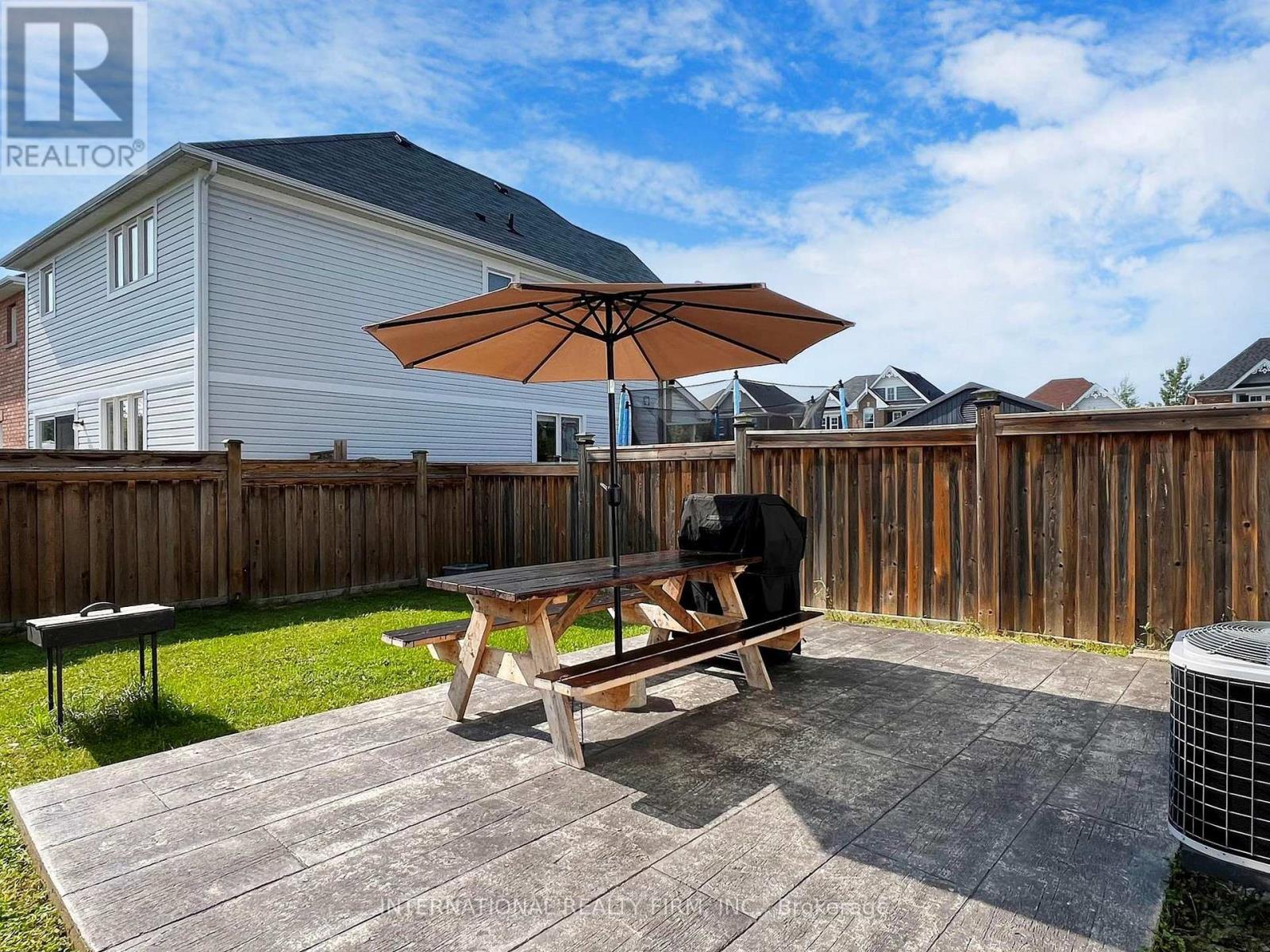 110 Swenson Street, New Tecumseth, Ontario  L9R 0K2 - Photo 34 - N12678838