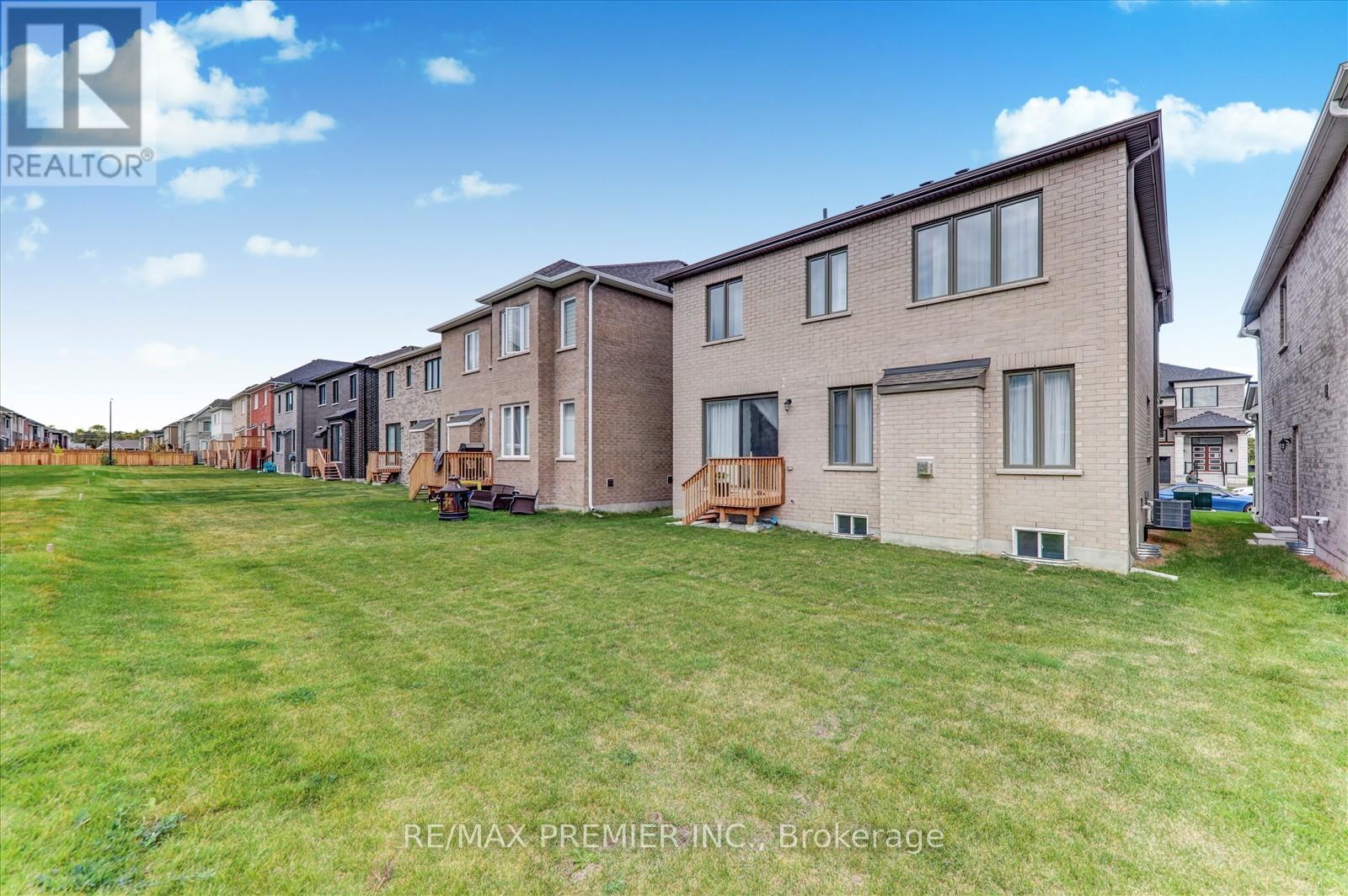 609 Mika Street, Innisfil, Ontario  L9S 0S2 - Photo 35 - N12678858