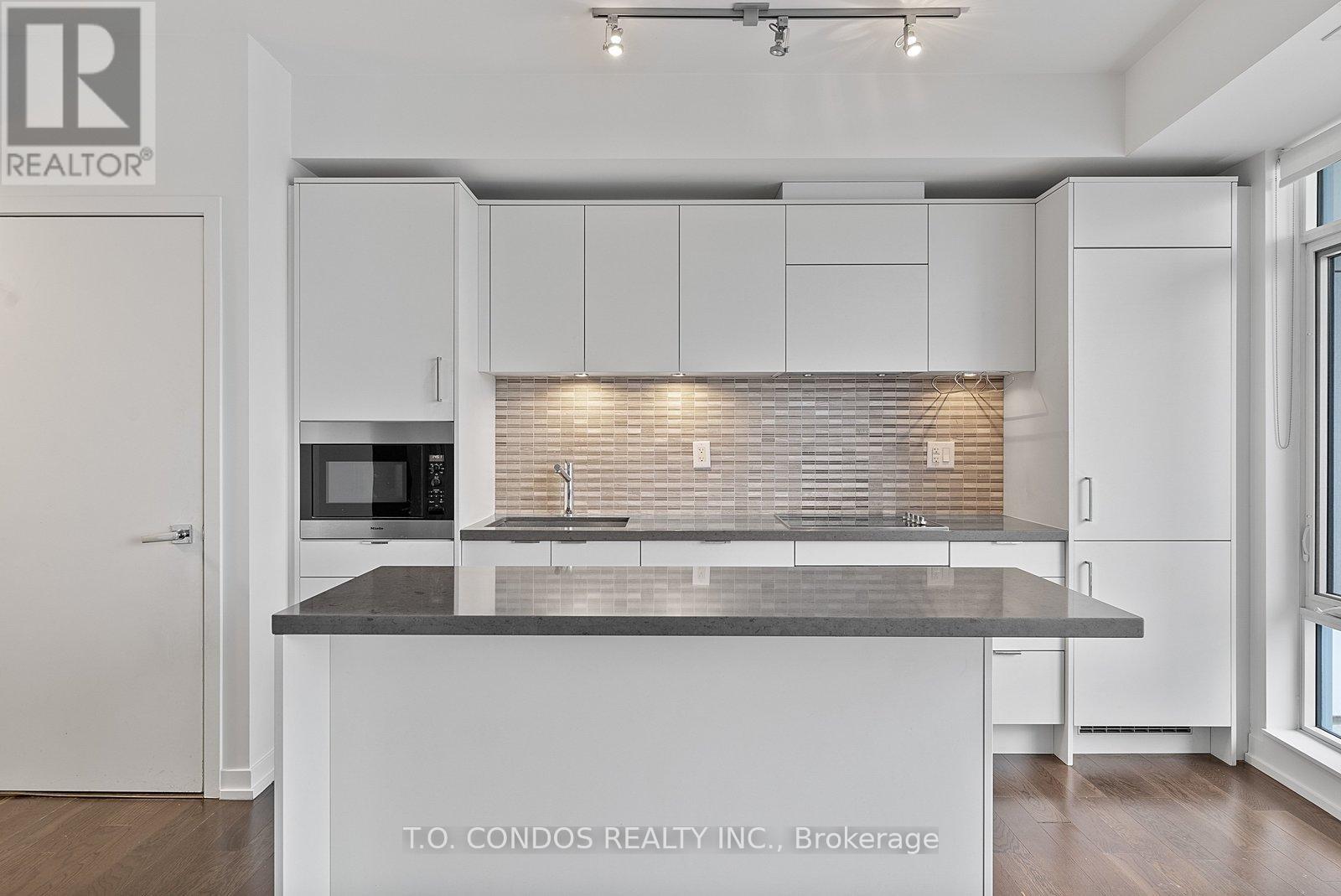 3606 - 21 Widmer Street, Toronto, Ontario  M5V 0B8 - Photo 11 - C12662382