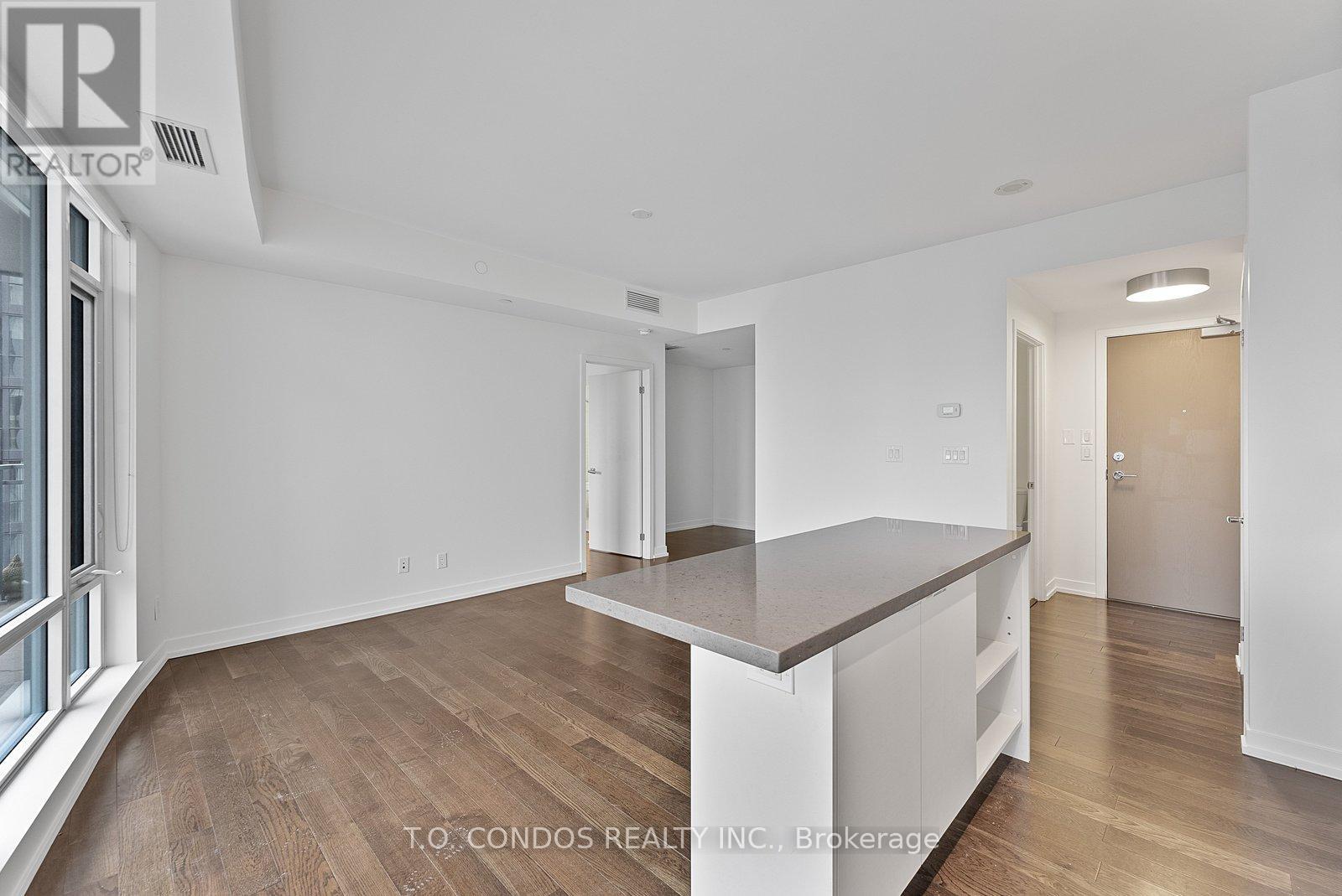 3606 - 21 Widmer Street, Toronto, Ontario  M5V 0B8 - Photo 14 - C12662382