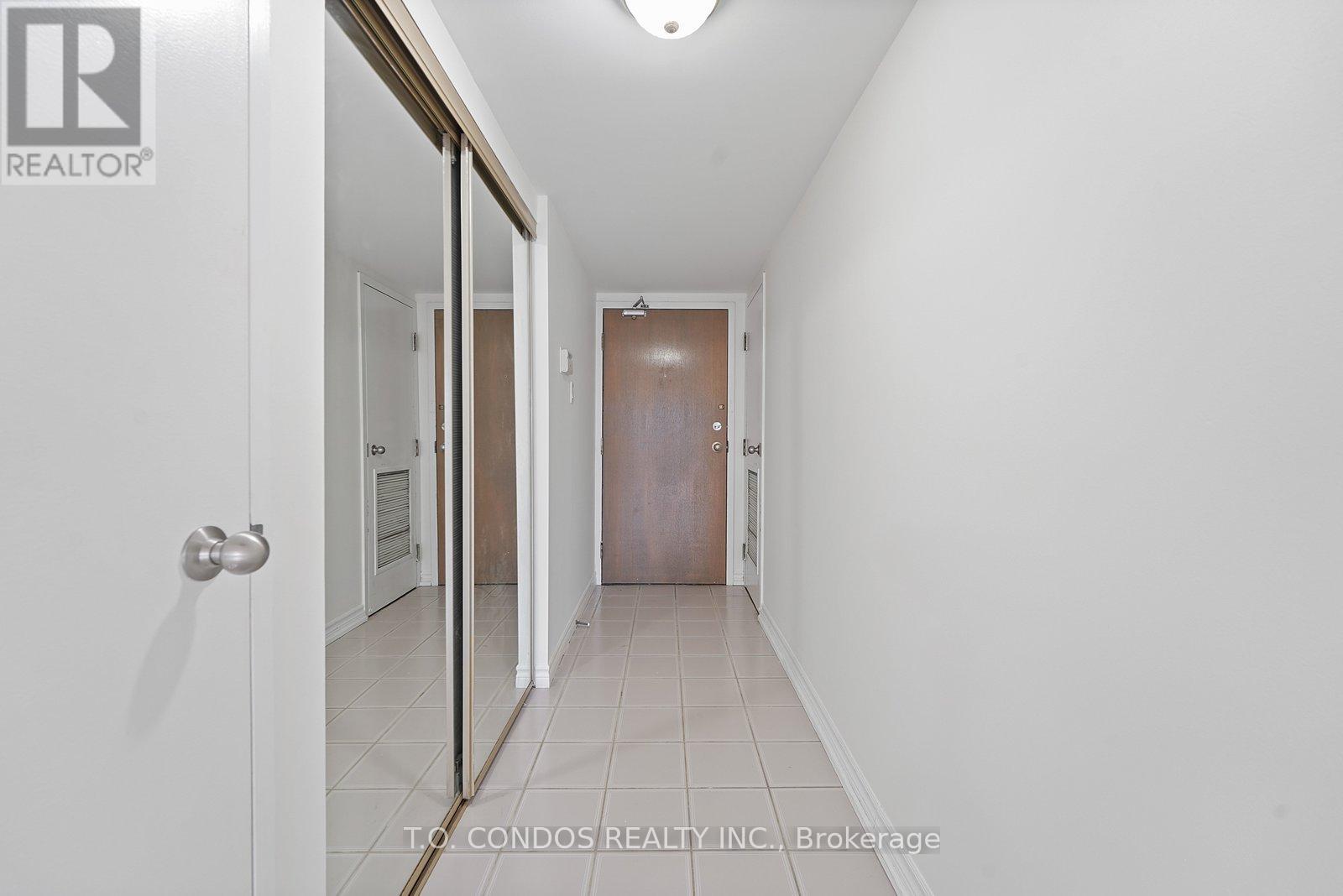 2104 - 1001 Bay Street, Toronto, Ontario  M5S 3A6 - Photo 6 - C12662574