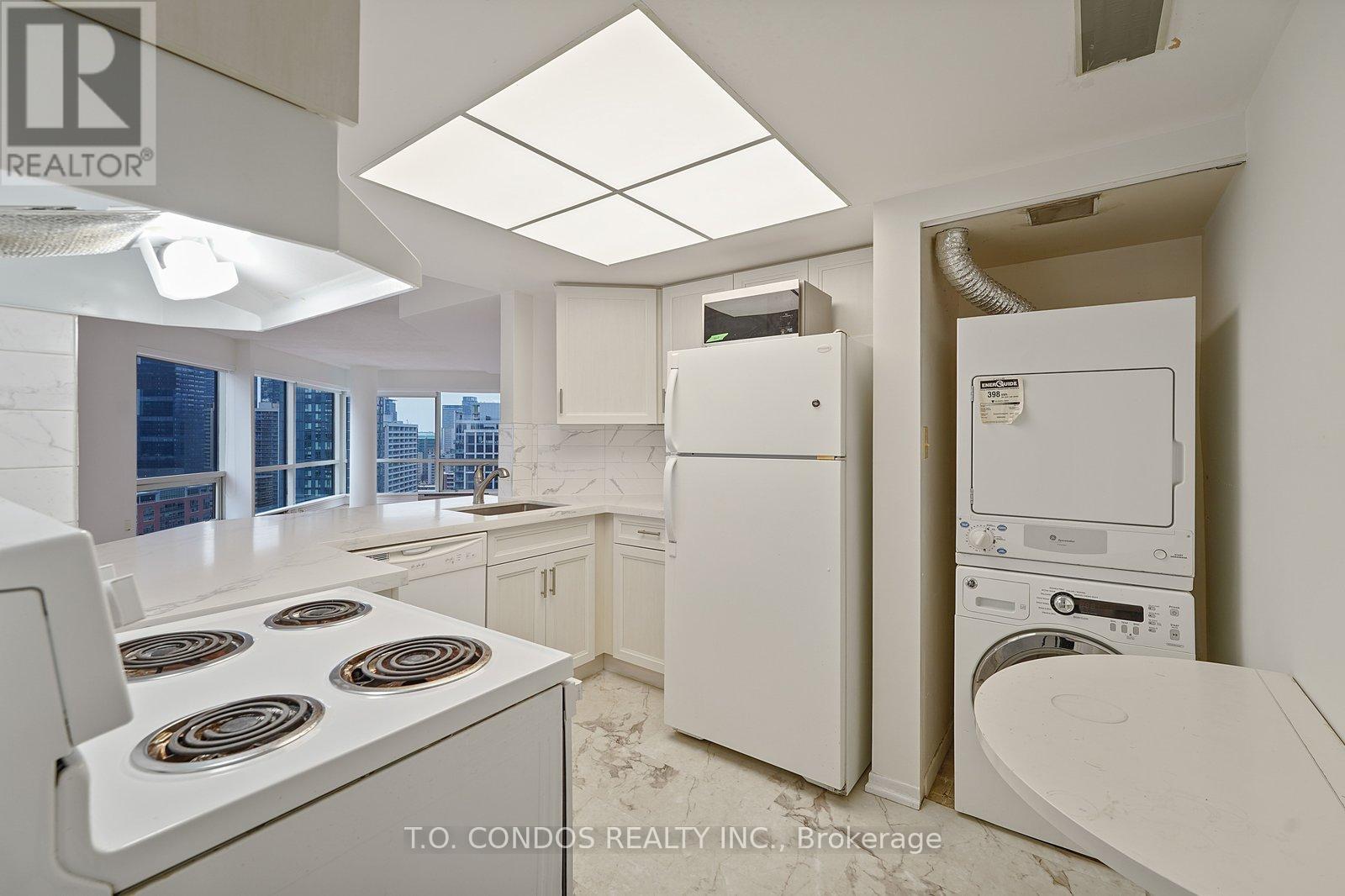 2104 - 1001 Bay Street, Toronto, Ontario  M5S 3A6 - Photo 8 - C12662574