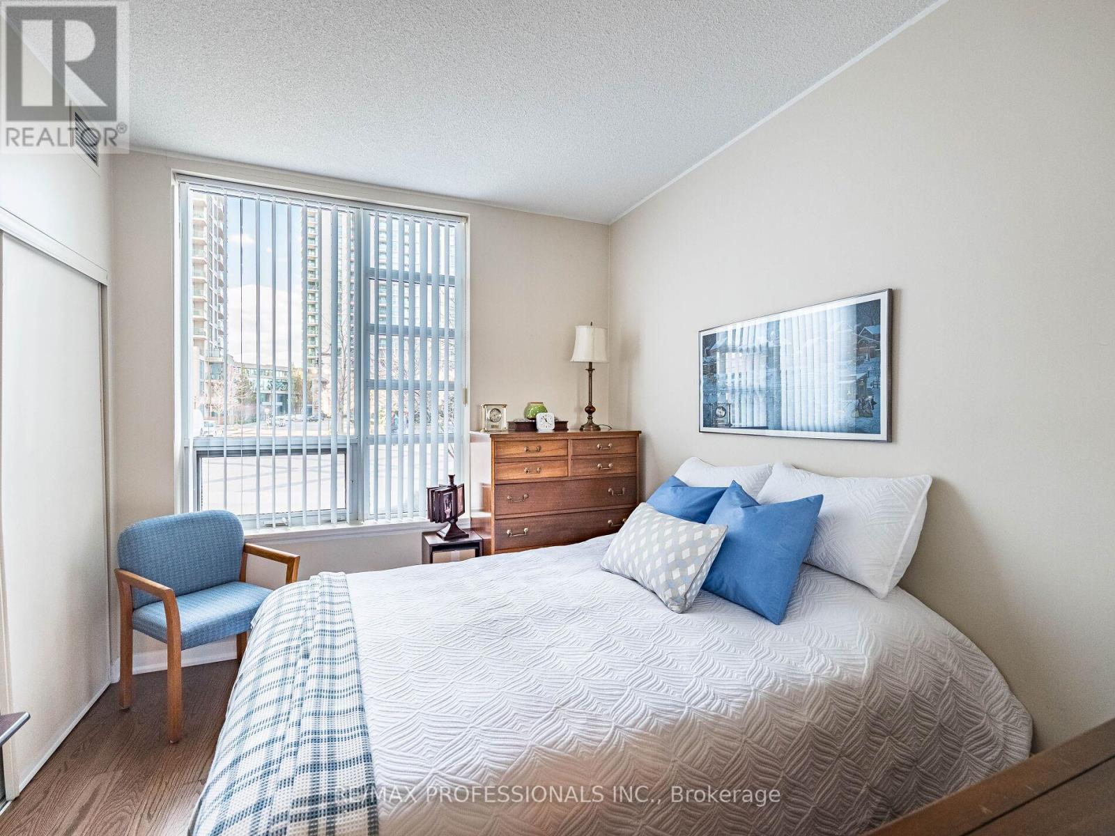105 - 205 Sherway Gardens Road W, Toronto, Ontario  M9C 0A5 - Photo 19 - W12678892