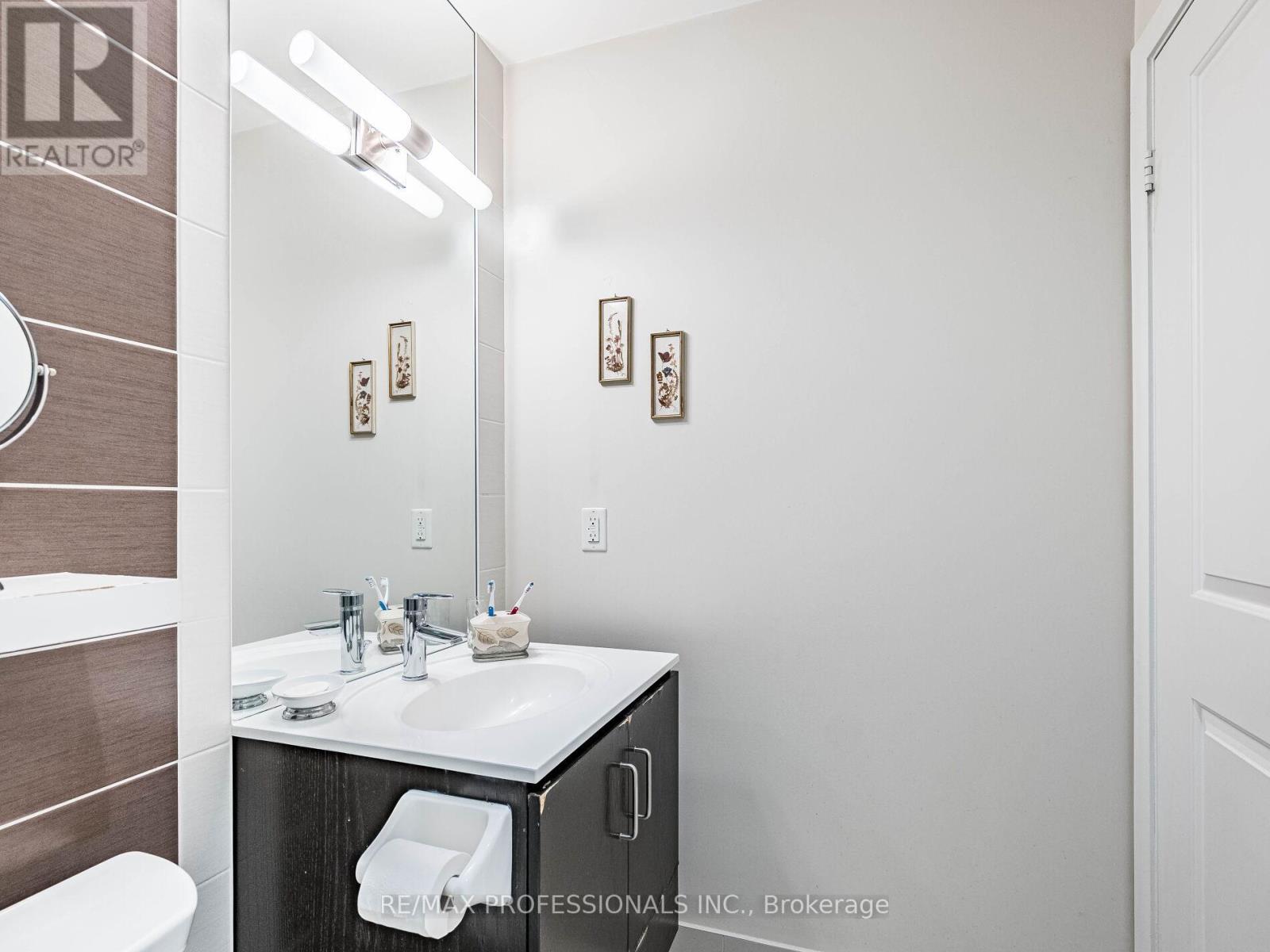 105 - 205 Sherway Gardens Road W, Toronto, Ontario  M9C 0A5 - Photo 25 - W12678892