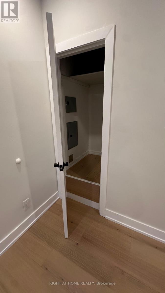 202 - 1357 Davenport Road, Toronto (Dovercourt-Wallace Emerson-Junction), Ontario  M6H 2H5 - Photo 12 - W12678896