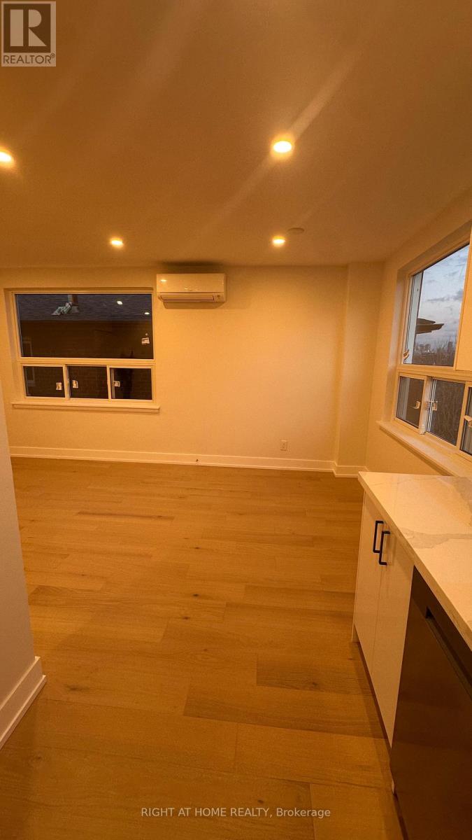 202 - 1357 Davenport Road, Toronto (Dovercourt-Wallace Emerson-Junction), Ontario  M6H 2H5 - Photo 4 - W12678896