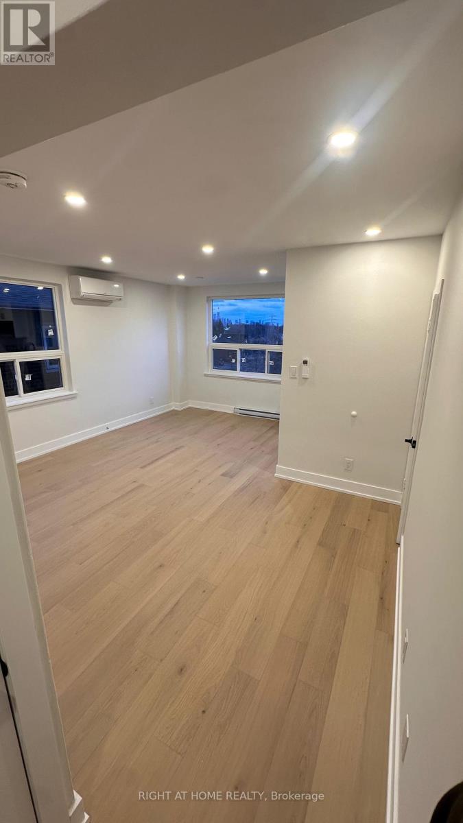 202 - 1357 Davenport Road, Toronto (Dovercourt-Wallace Emerson-Junction), Ontario  M6H 2H5 - Photo 5 - W12678896