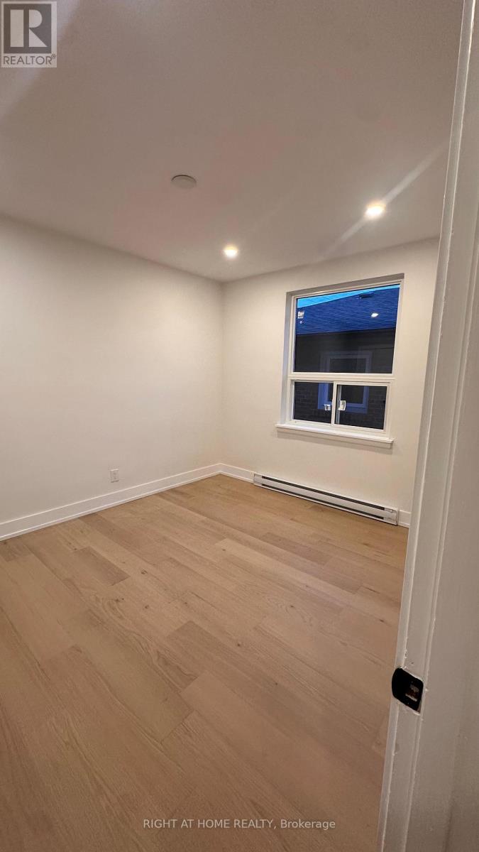 202 - 1357 Davenport Road, Toronto (Dovercourt-Wallace Emerson-Junction), Ontario  M6H 2H5 - Photo 6 - W12678896