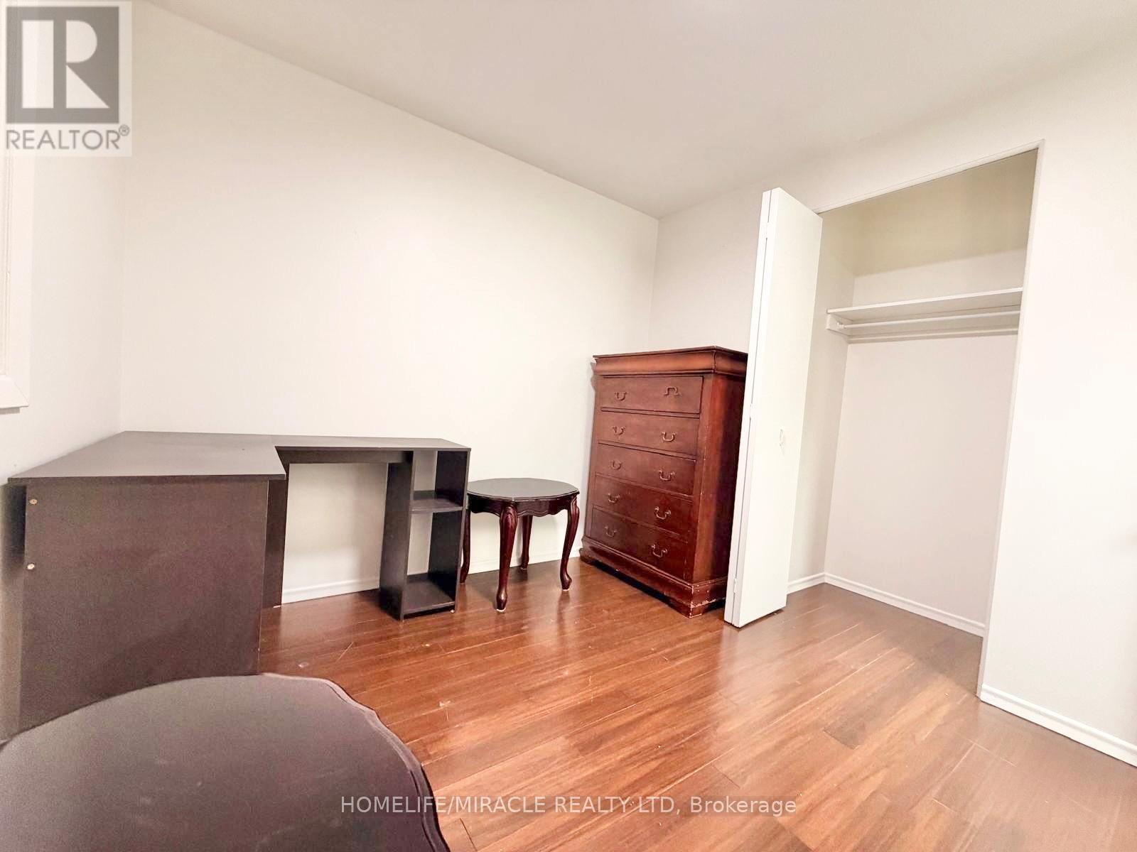 2 - 433 Keats Way, Waterloo, Ontario  N2L 5S7 - Photo 10 - X12678880