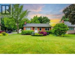 1 BRYANT Court, Hamilton, Ontario