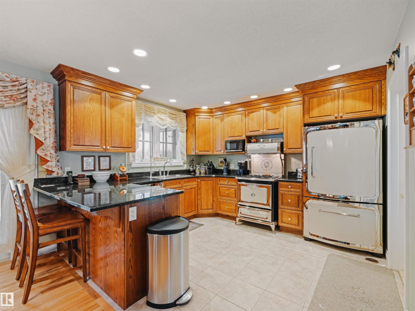 54116 Rge Rd 62, Rural Lac Ste. Anne County, Alberta  T0E 1H0 - Photo 4 - E4469475