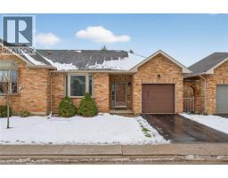 18 CRITZIA Drive, Mount Hope, Ontario