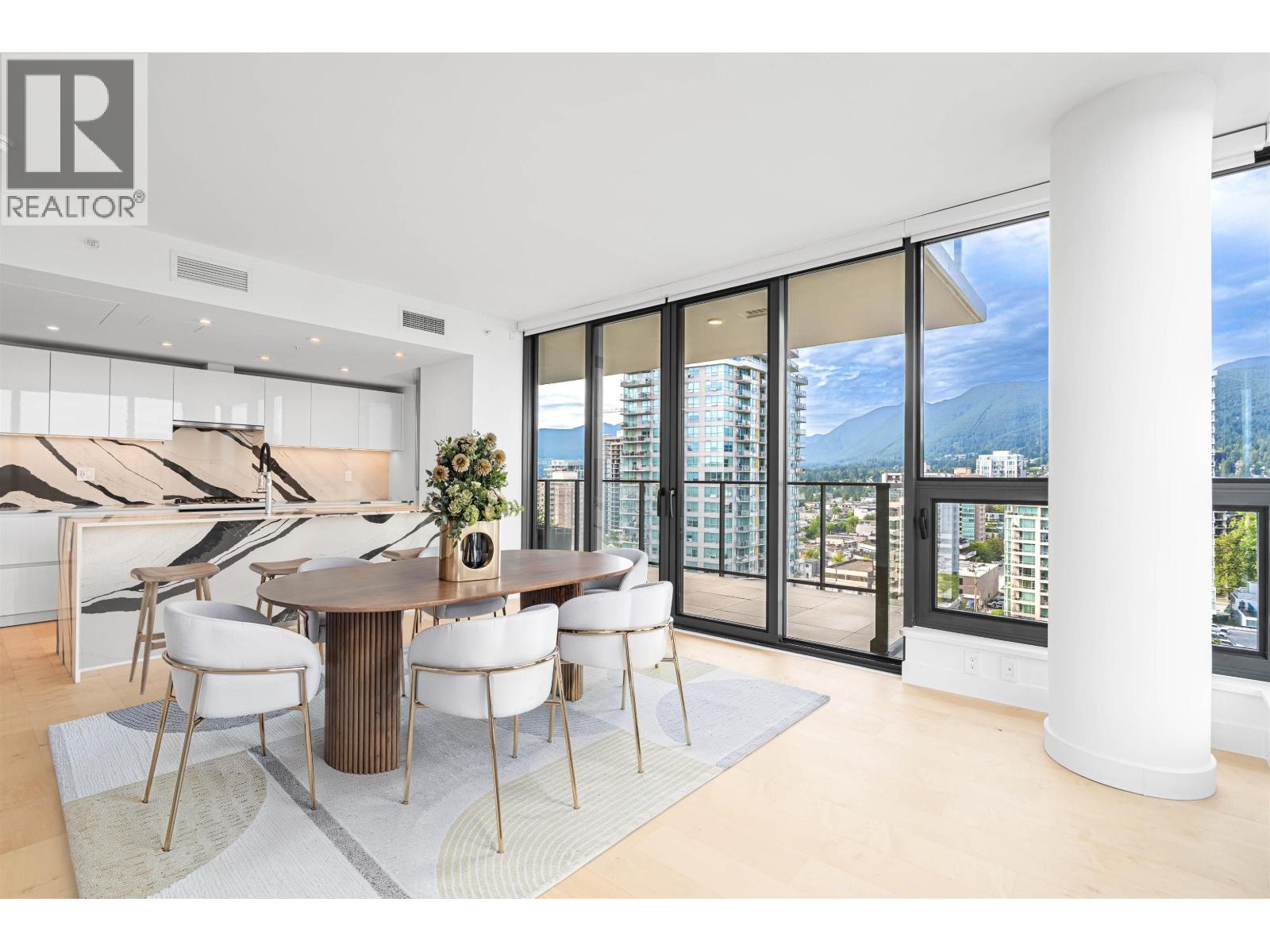 1309 135 E 13TH STREET, North Vancouver, British Columbia