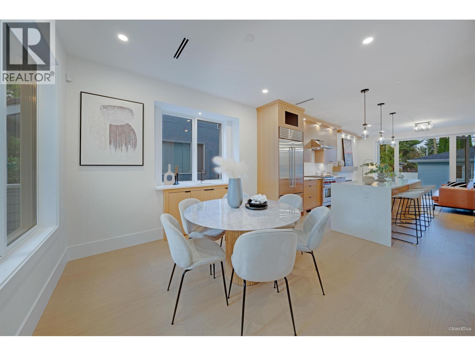 2658 Waterloo Street, Vancouver, British Columbia  V6R 3H7 - Photo 3 - R3077668