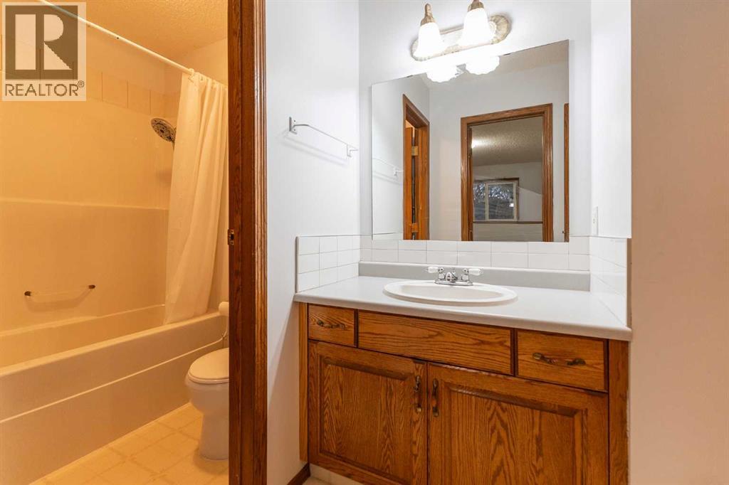 1103 12 Street S, Lethbridge, Alberta  T1K 7S6 - Photo 16 - A2275426