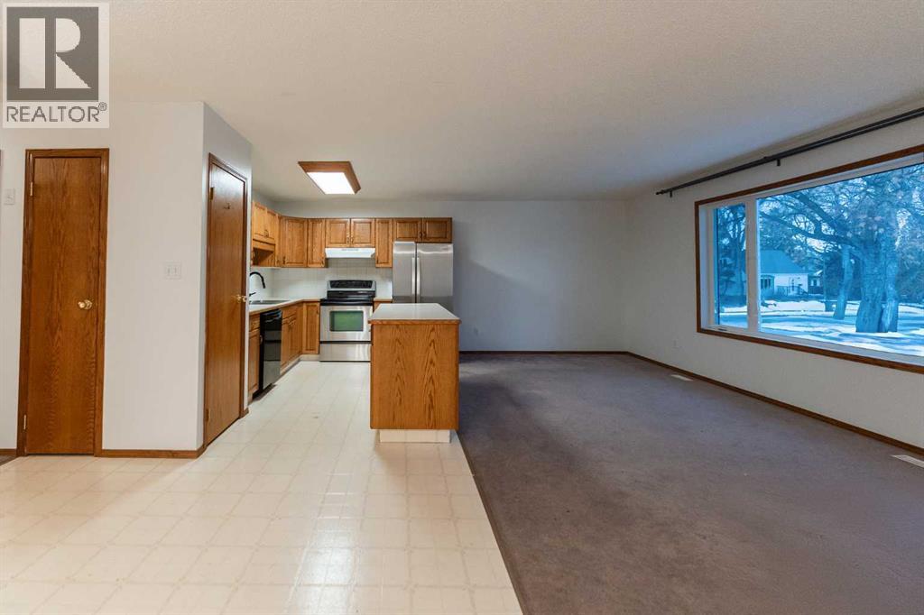 1103 12 Street S, Lethbridge, Alberta  T1K 7S6 - Photo 6 - A2275426