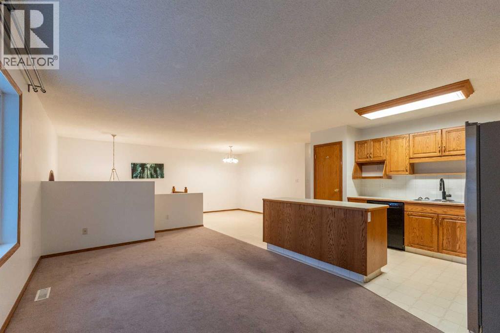 1103 12 Street S, Lethbridge, Alberta  T1K 7S6 - Photo 7 - A2275426