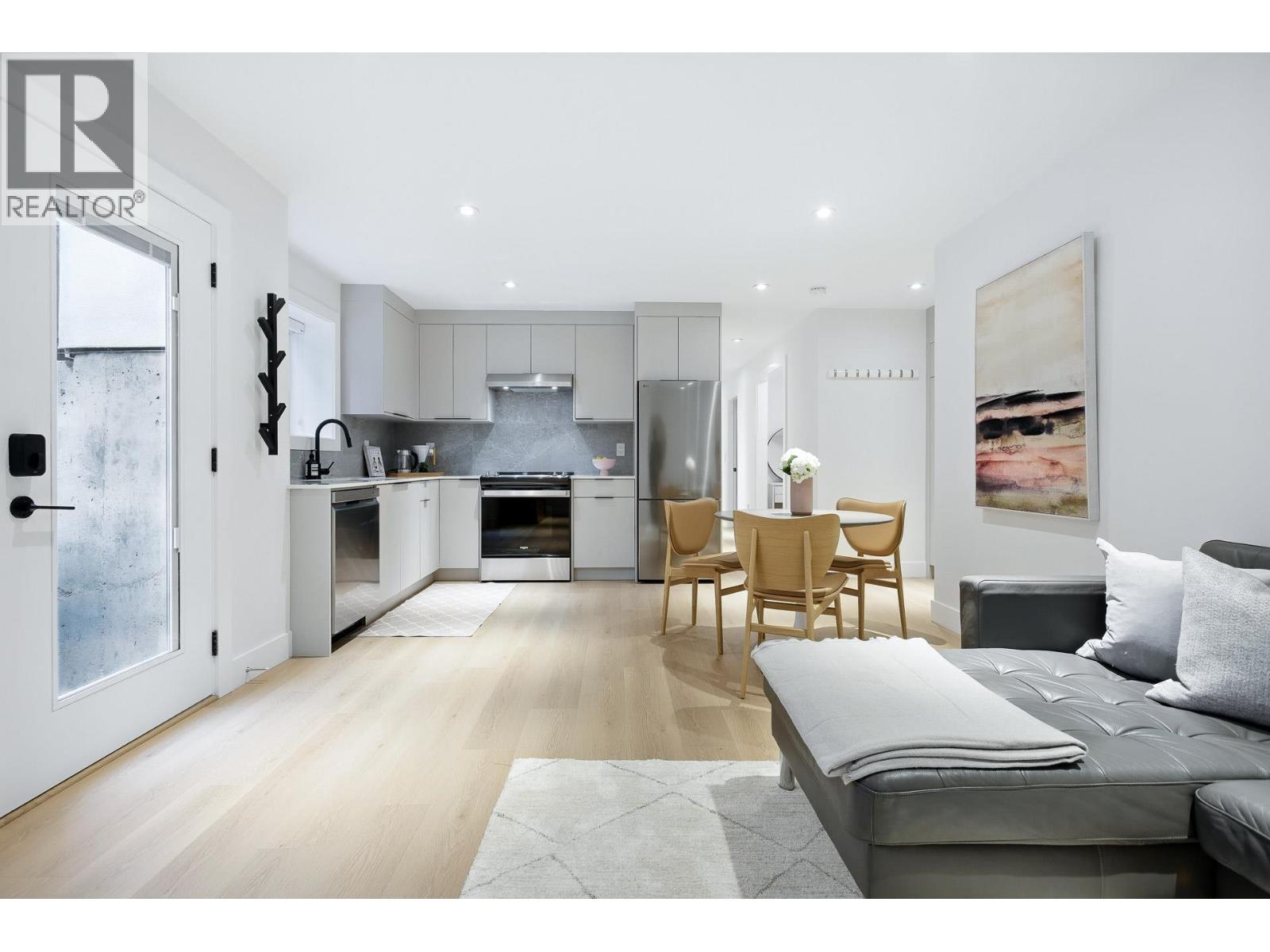 4066 Triumph Street, Burnaby, British Columbia V5C 1Z2 - Photo 28 - R3077671