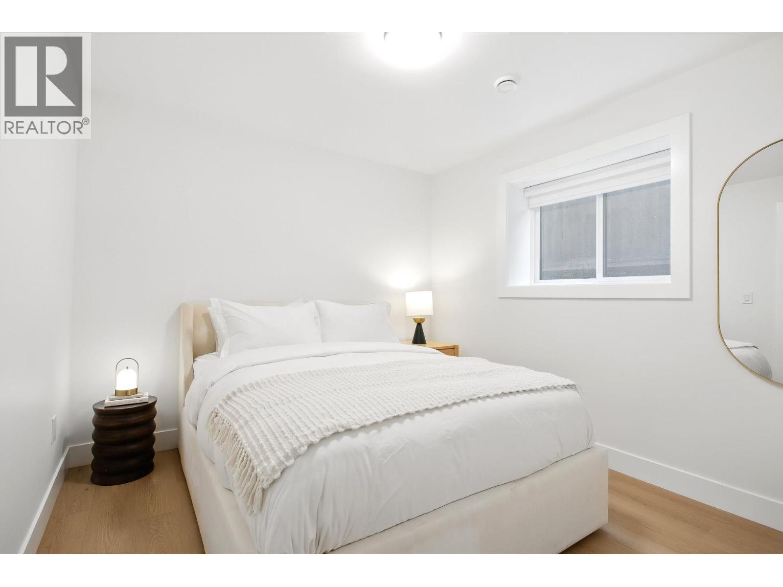 4066 Triumph Street, Burnaby, British Columbia V5C 1Z2 - Photo 37 - R3077671