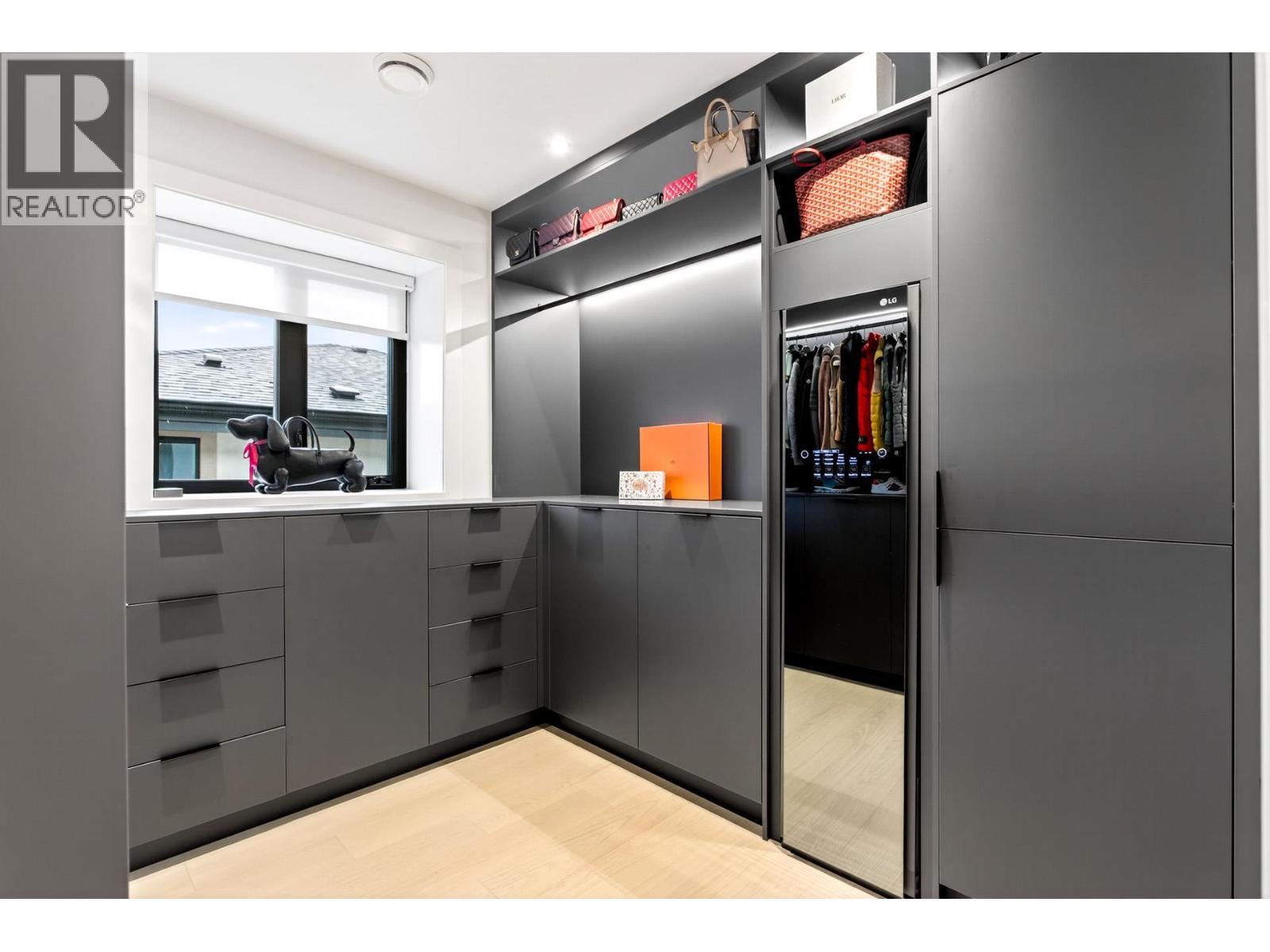 4066 Triumph Street, Burnaby, British Columbia V5C 1Z2 - Photo 21 - R3077671