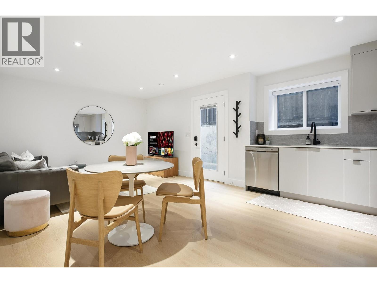 4066 Triumph Street, Burnaby, British Columbia V5C 1Z2 - Photo 29 - R3077671