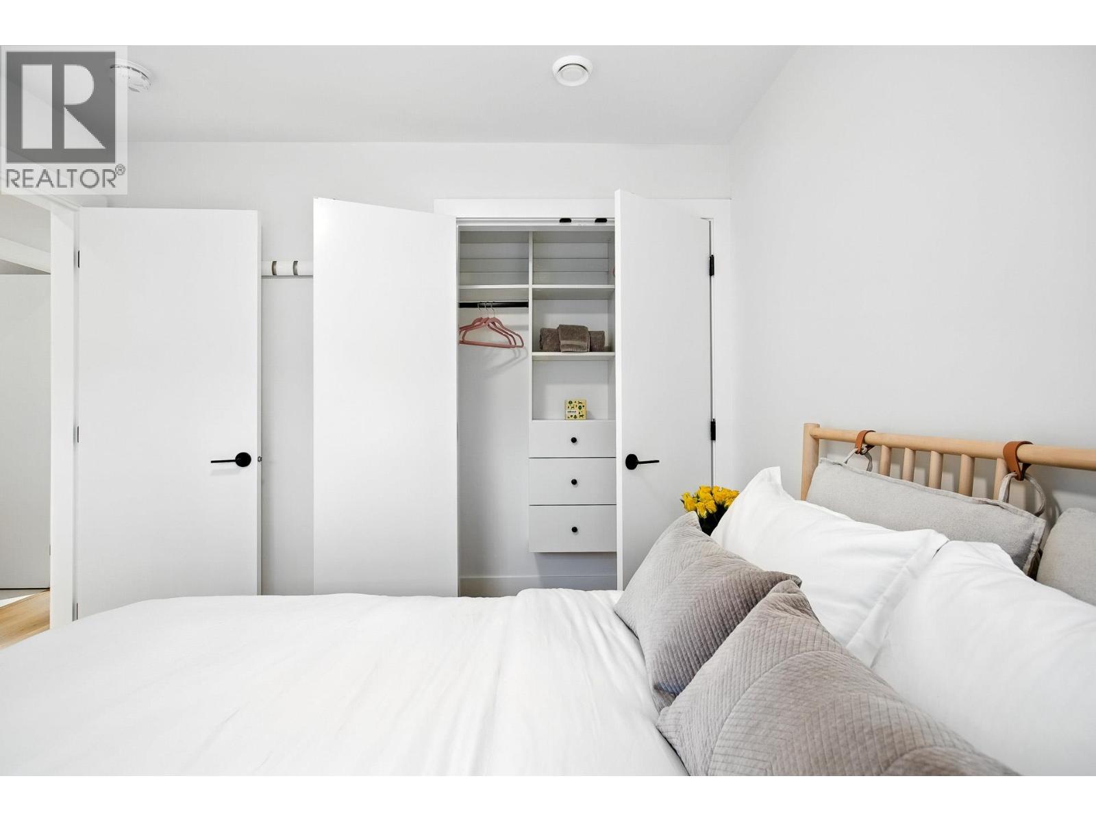 4066 Triumph Street, Burnaby, British Columbia V5C 1Z2 - Photo 33 - R3077671