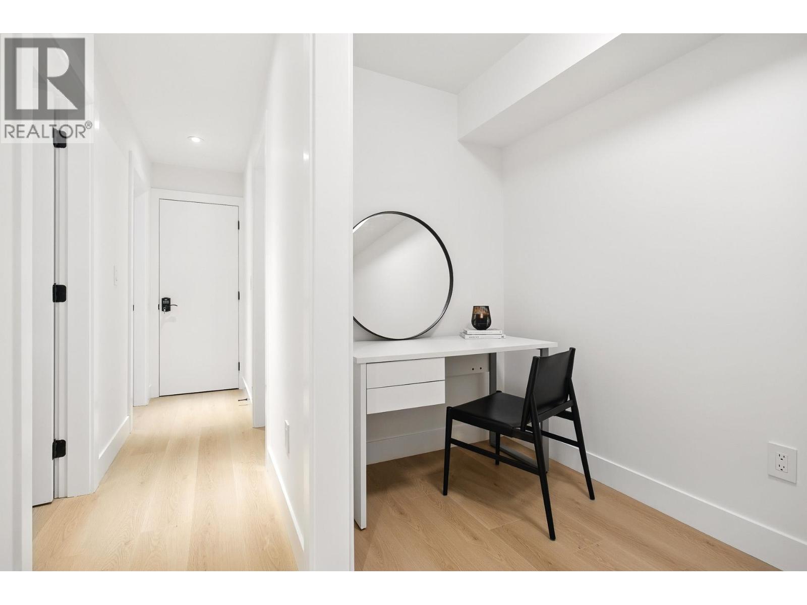 4066 Triumph Street, Burnaby, British Columbia V5C 1Z2 - Photo 34 - R3077671