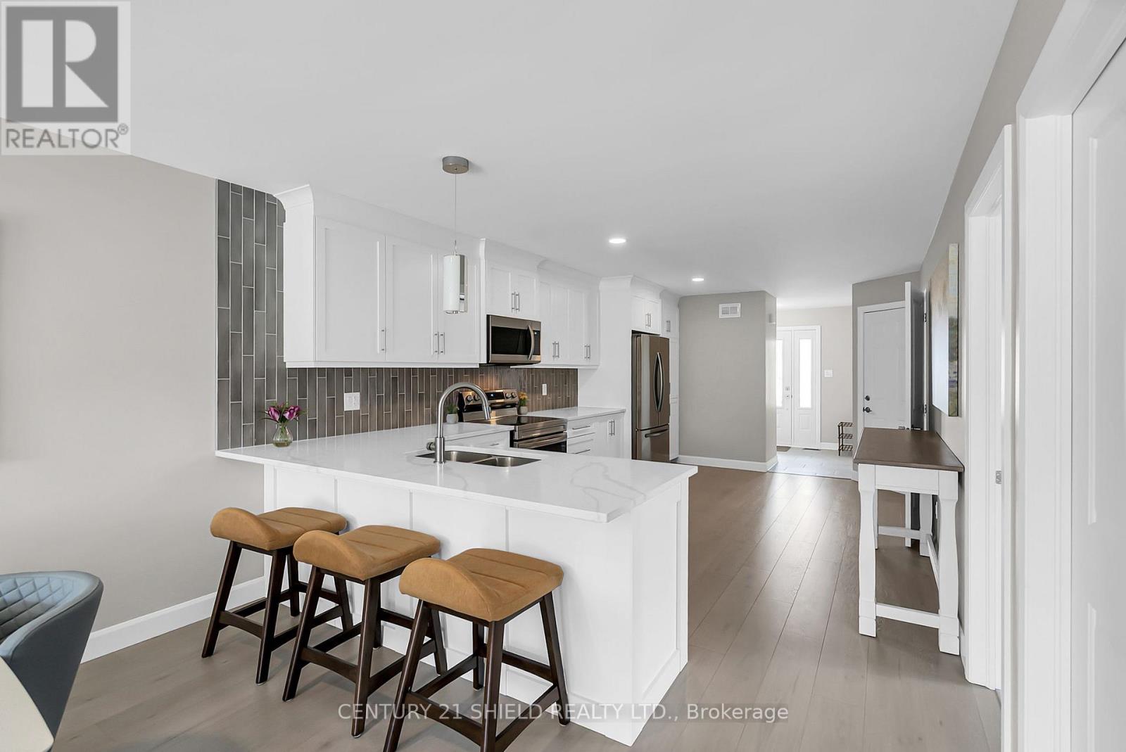 34 Forrester Way, South Stormont, Ontario  K0C 1P0 - Photo 3 - X12678934