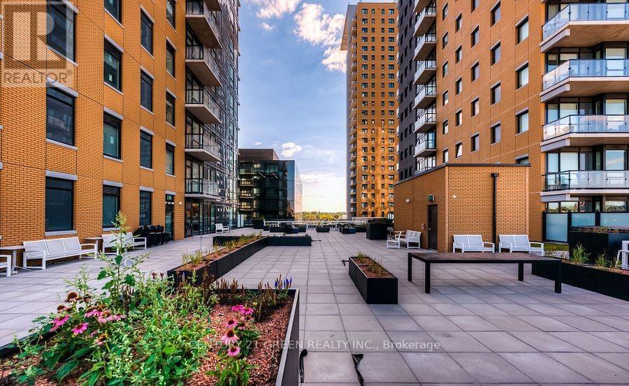 1501 - 104 Garment Street, Kitchener, Ontario  N2G 0C8 - Photo 10 - X12676868