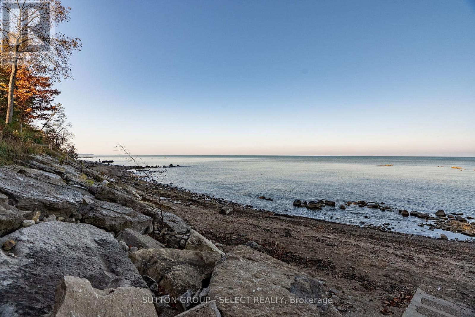 5284 Cliff Road, Lambton Shores, Ontario  N0N 1J7 - Photo 39 - X12480601