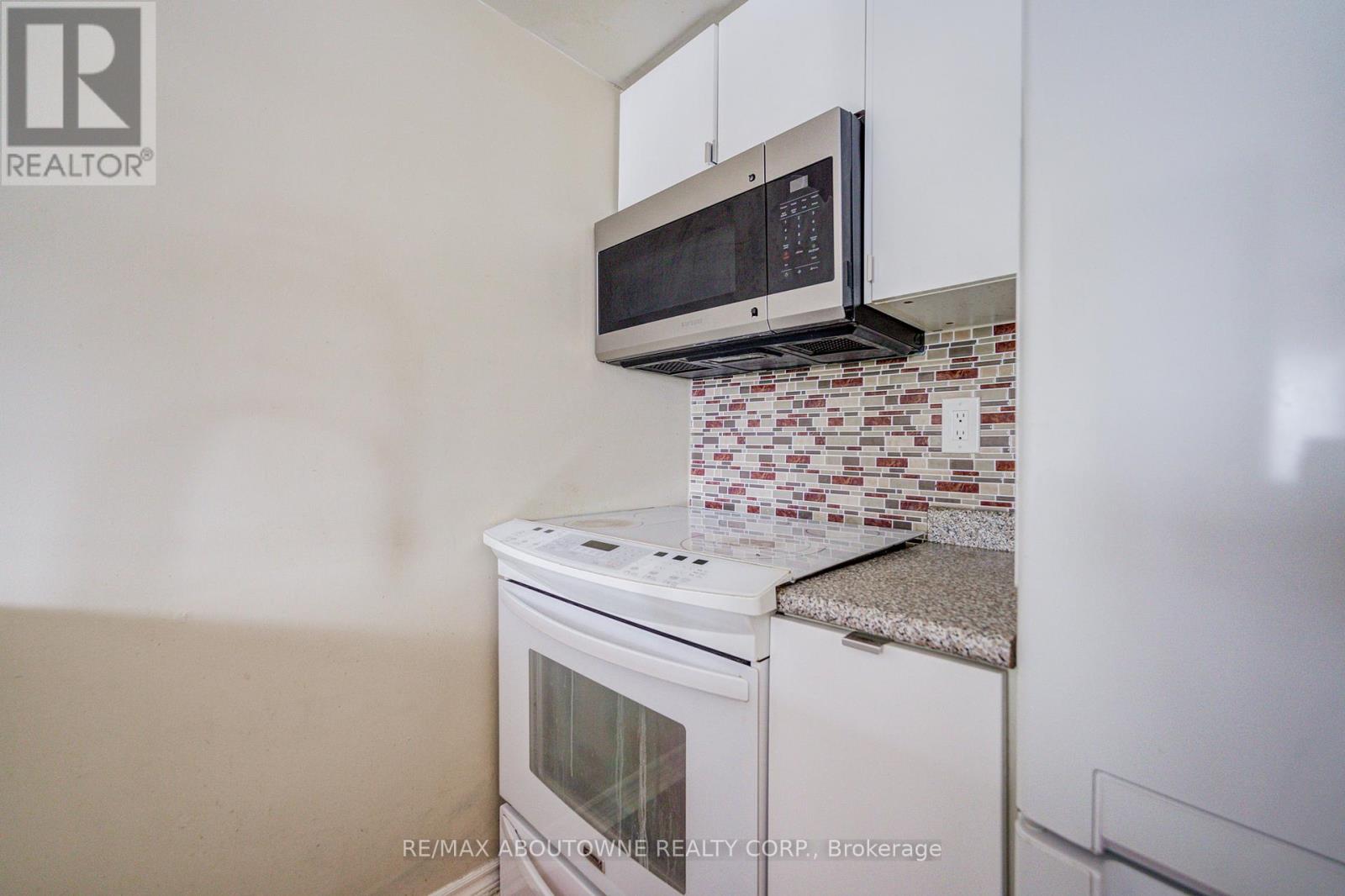 213 - 101 Bristol Road E, Mississauga, Ontario  L4Z 3P4 - Photo 22 - W12678928