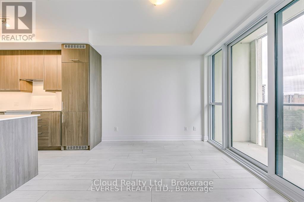 2305 - 30 Elm Drive W, Mississauga, Ontario  L5B 0N6 - Photo 11 - W12678932