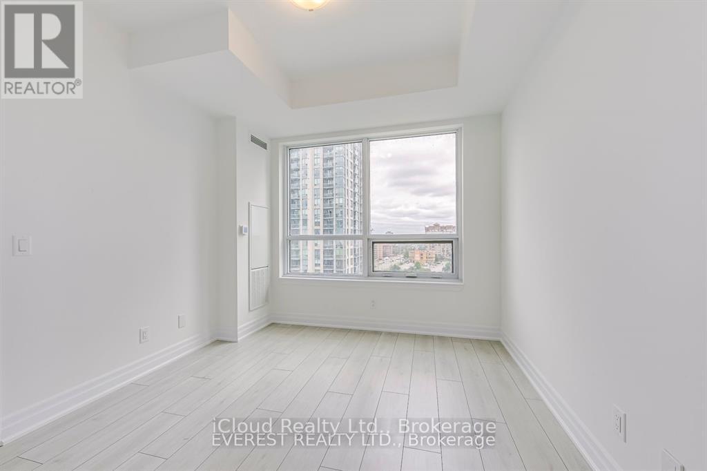 2305 - 30 Elm Drive W, Mississauga, Ontario  L5B 0N6 - Photo 25 - W12678932