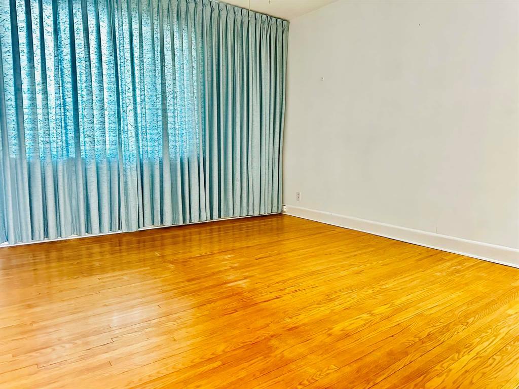 394 Semple Avenue, Winnipeg, Manitoba  R2V 1C3 - Photo 9 - 202600515