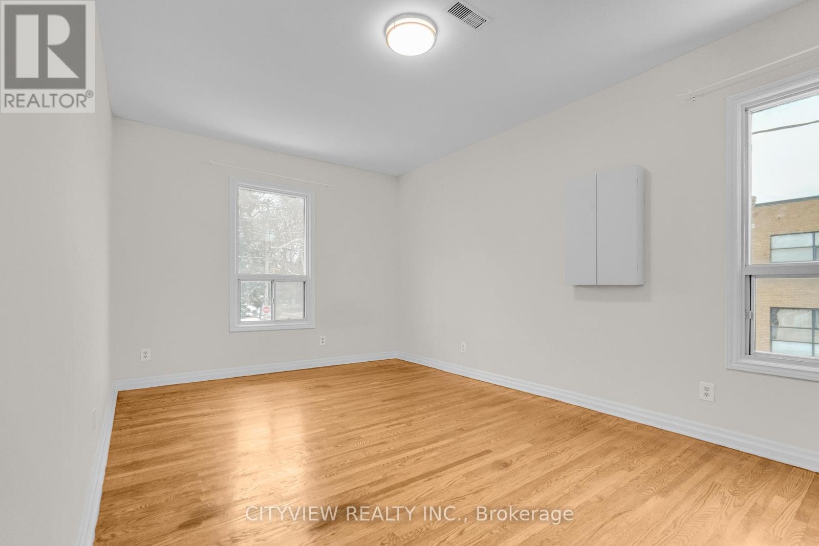 Upper - 345 Dundas Street E, Toronto, Ontario  M5A 2A2 - Photo 23 - C12645532