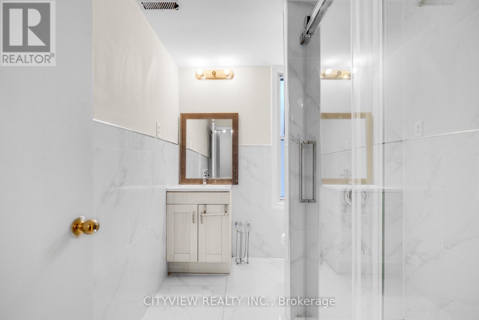 Upper - 345 Dundas Street E, Toronto, Ontario  M5A 2A2 - Photo 24 - C12645532