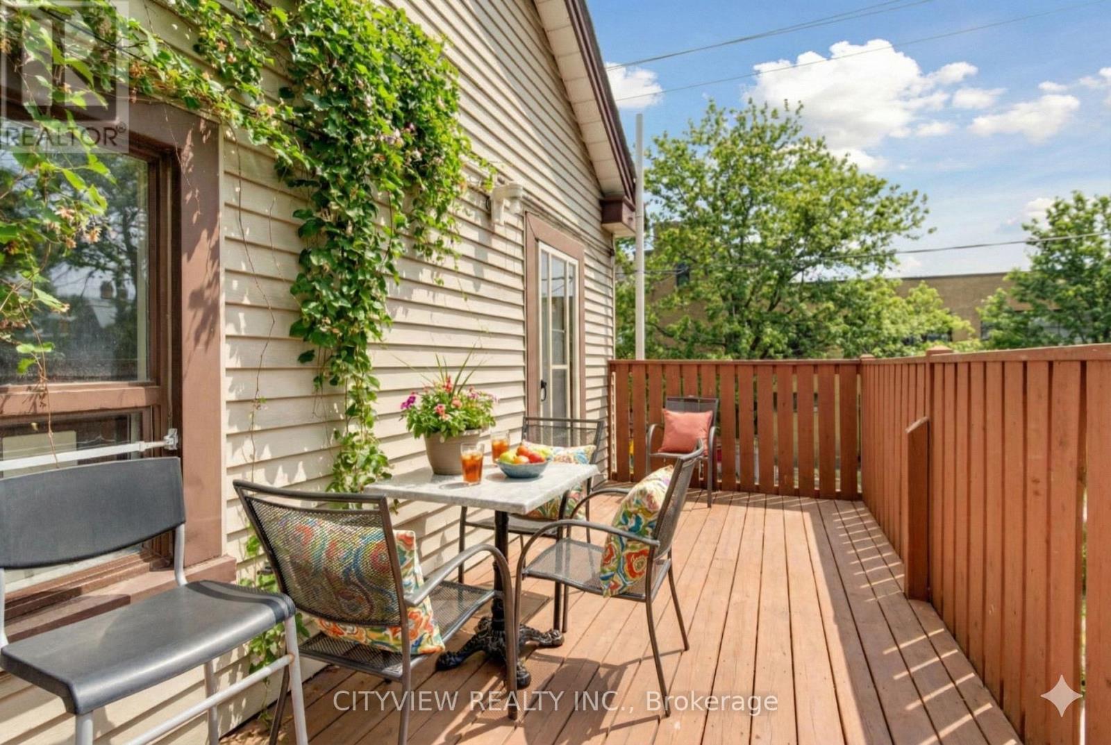 Upper - 345 Dundas Street E, Toronto, Ontario  M5A 2A2 - Photo 21 - C12645532