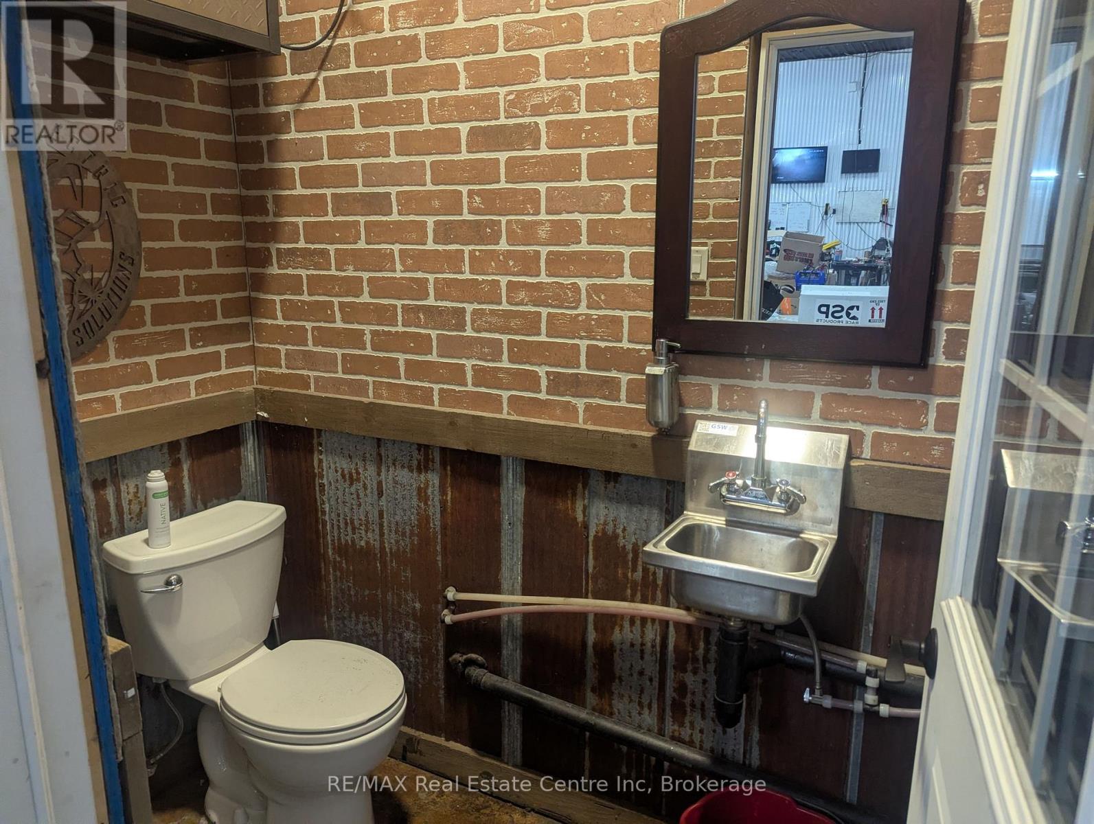 9103 Highway 6, Wellington North, Ontario  N0G 2E0 - Photo 14 - X12679002