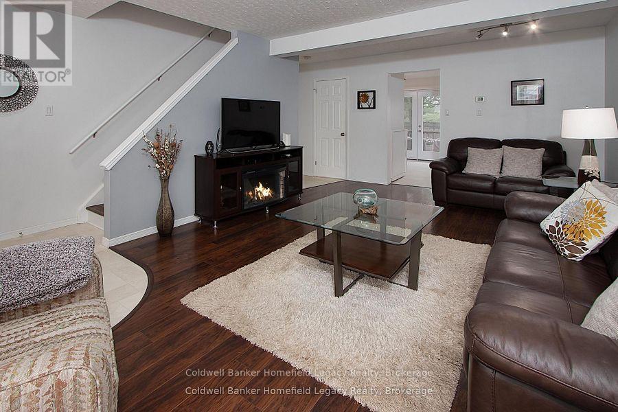 17 - 20 Southvale Road, St. Marys, Ontario  N4X 1E9 - Photo 10 - X12679006