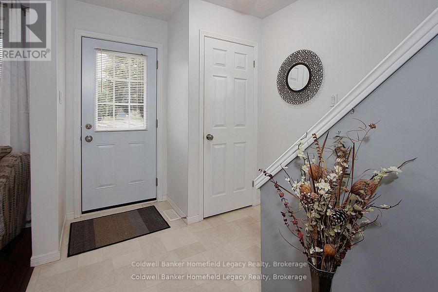 17 - 20 Southvale Road, St. Marys, Ontario  N4X 1E9 - Photo 6 - X12679006