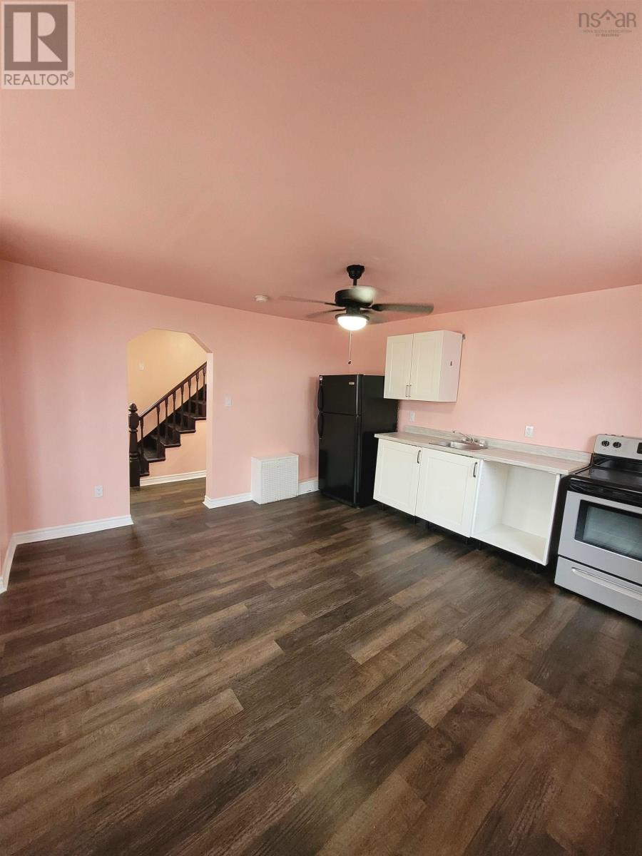 4 Queen Street, Sydney Mines, Nova Scotia  B1V 1K5 - Photo 15 - 202600453