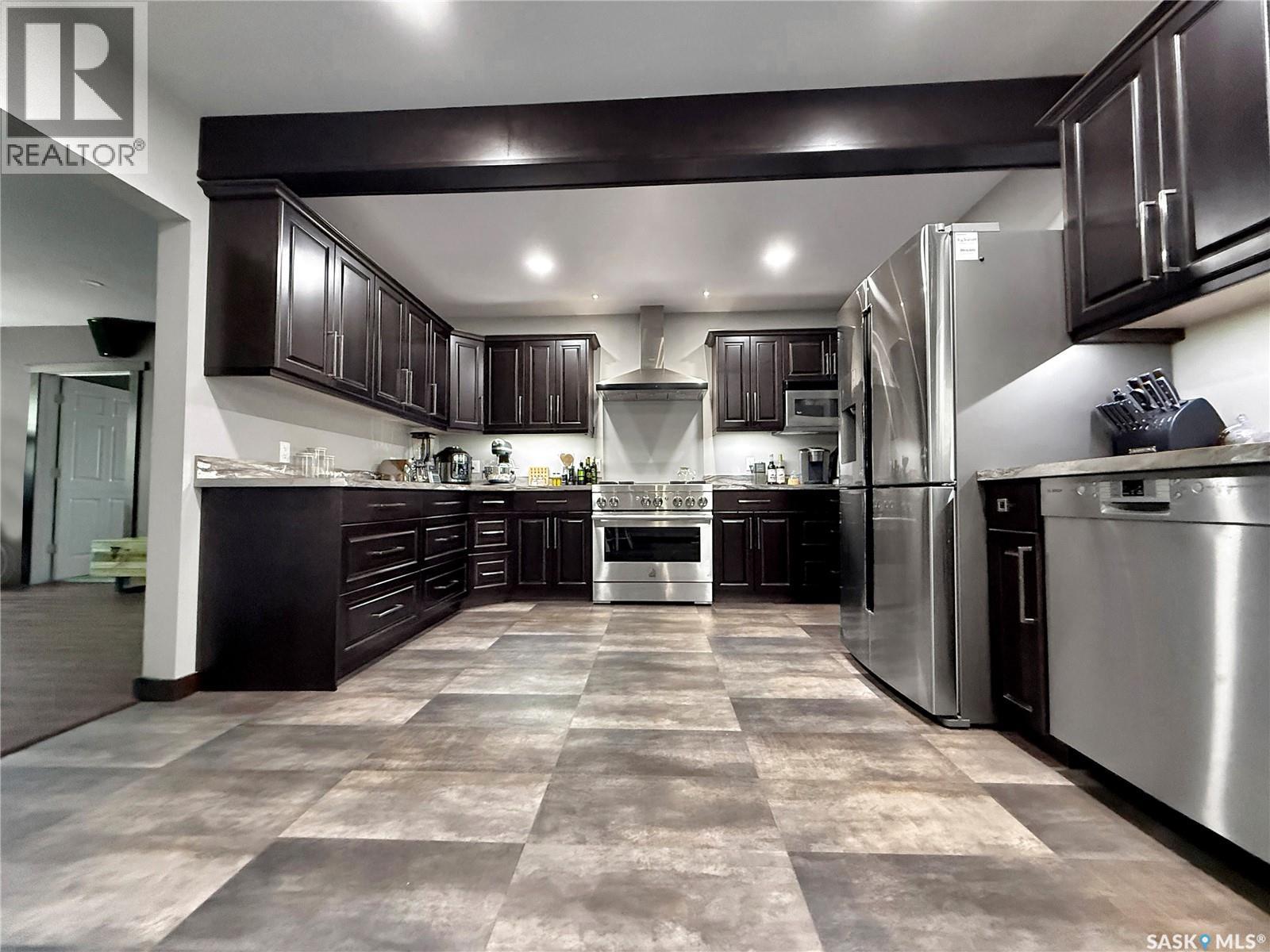 Elizabeth St South Acreage, Fertile Belt Rm No. 183, Saskatchewan  S0A 3Y0 - Photo 10 - SK008723