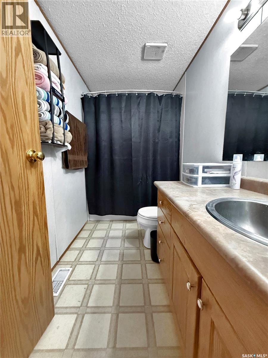 221 Turbantia Street, Esterhazy, Saskatchewan  S0A 0X0 - Photo 17 - SK008796