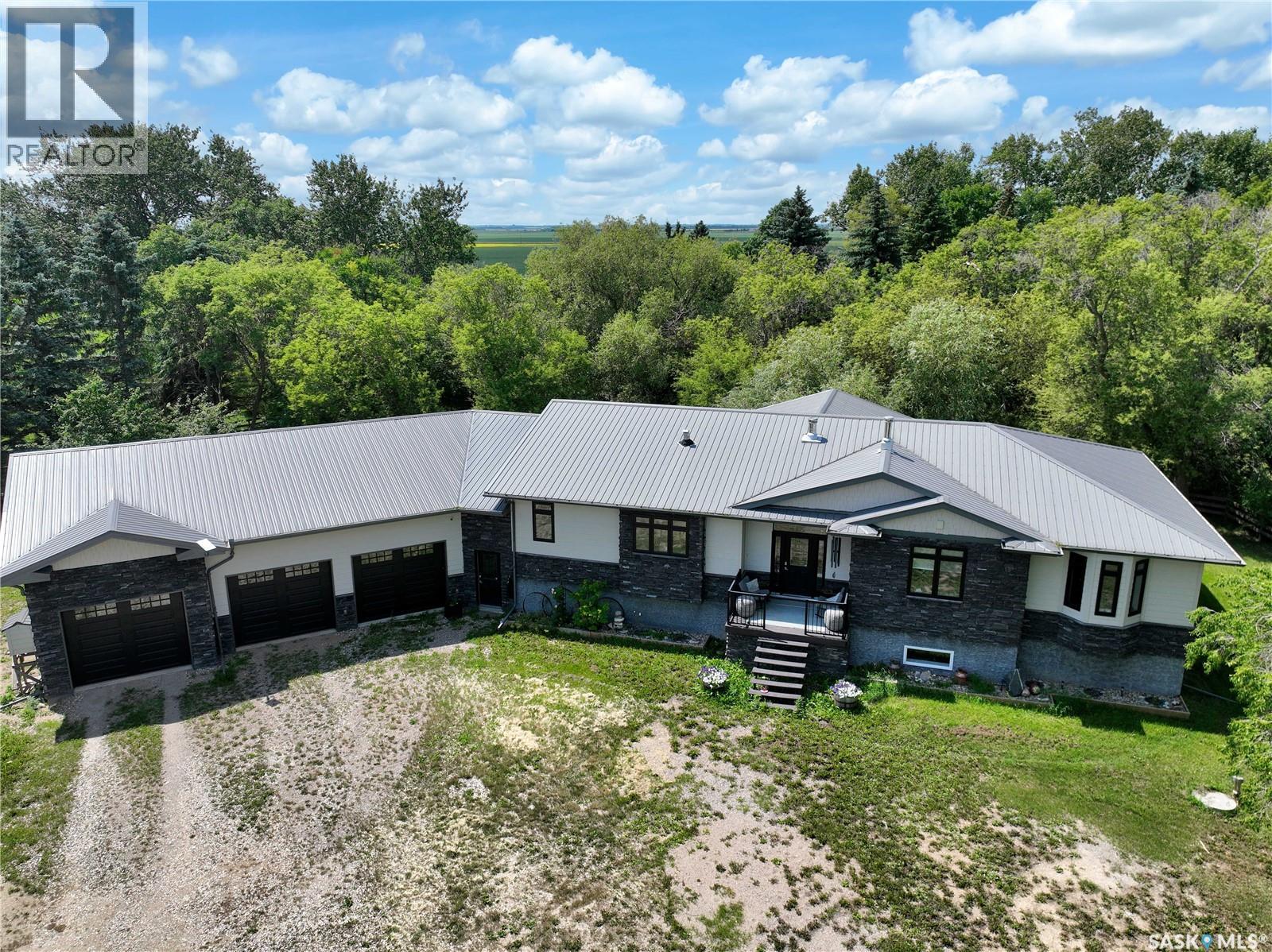 Lazy Dollar Ranch, Brock Rm No. 64, Saskatchewan  S0C 0G0 - Photo 1 - SK013200