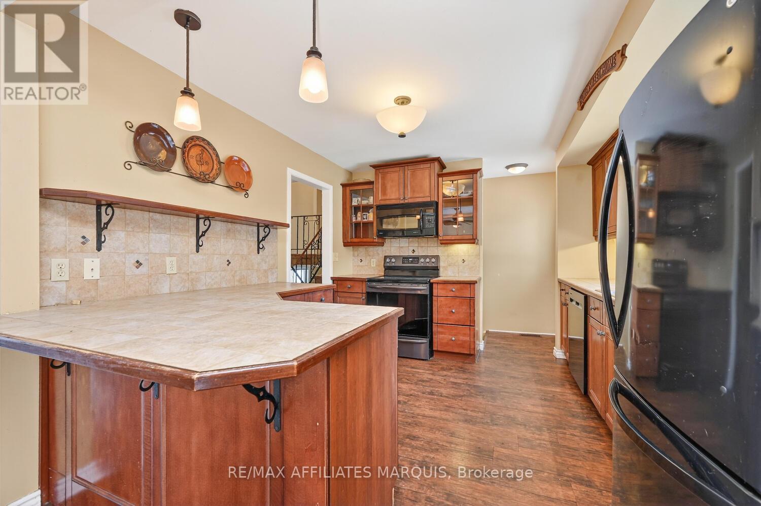 48 Carol Crescent, Smiths Falls, Ontario  K7A 3X8 - Photo 10 - X12678972