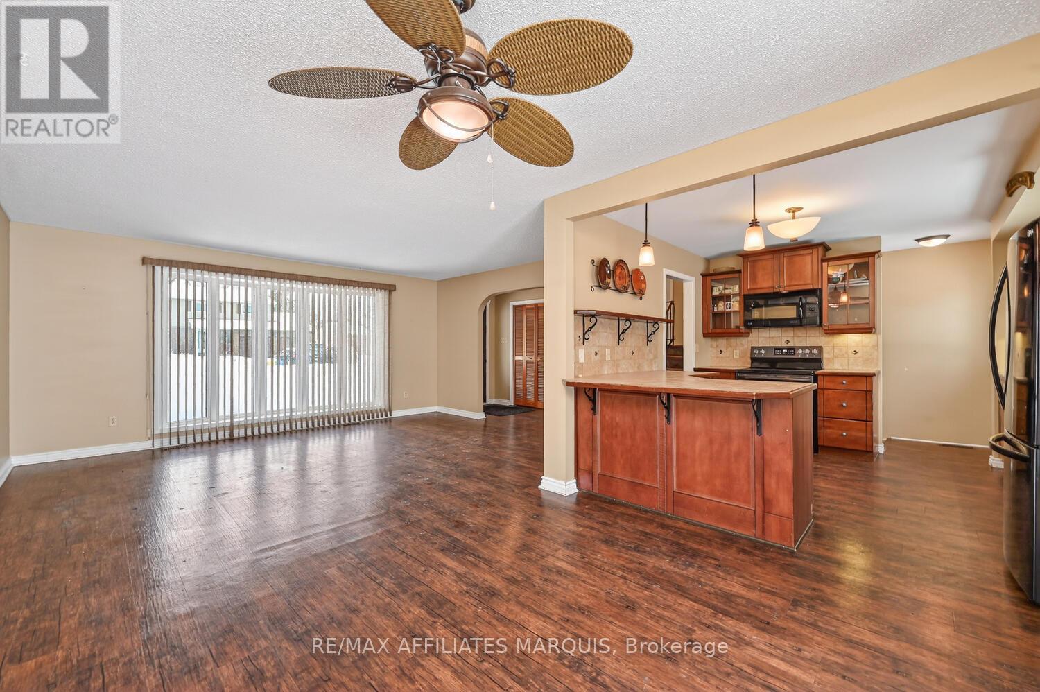 48 Carol Crescent, Smiths Falls, Ontario  K7A 3X8 - Photo 12 - X12678972