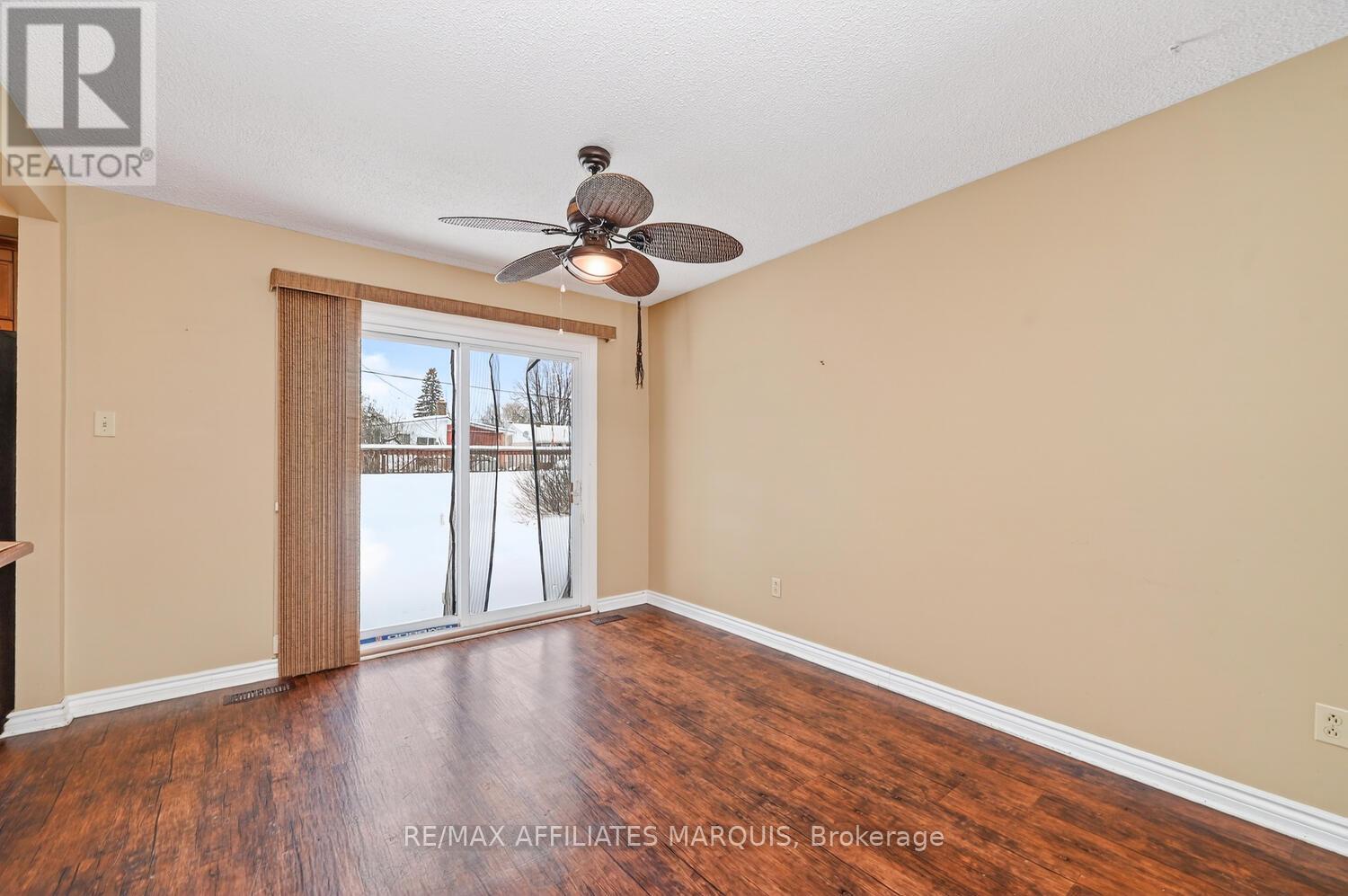 48 Carol Crescent, Smiths Falls, Ontario  K7A 3X8 - Photo 8 - X12678972