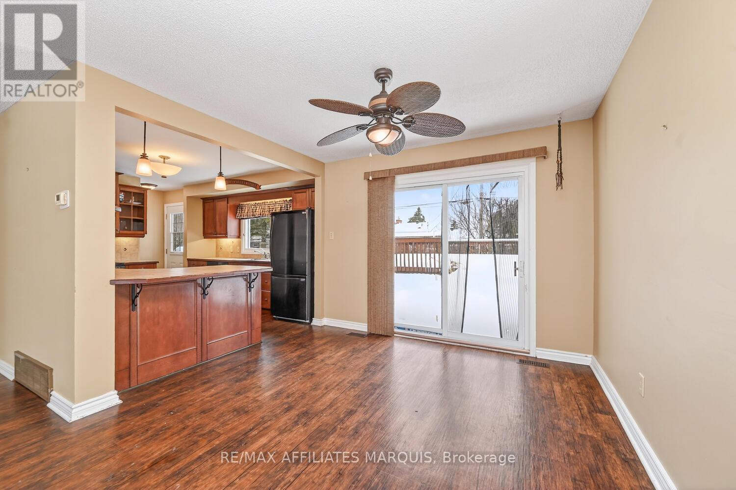 48 Carol Crescent, Smiths Falls, Ontario  K7A 3X8 - Photo 9 - X12678972