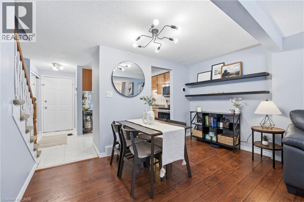 24 Catalina Court, Kitchener, Ontario N2M 5L9 - Photo 5 - 40796420