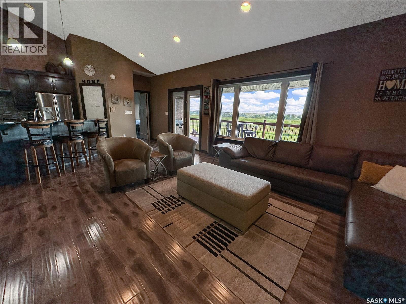 Holars Haven Acreage, Spy Hill Rm No. 152, Saskatchewan  S0A 4B0 - Photo 10 - SK012055